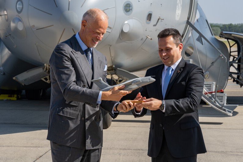 Embraer delivers the the Hungarian Air Force's first C-390&nbsp;Millennium